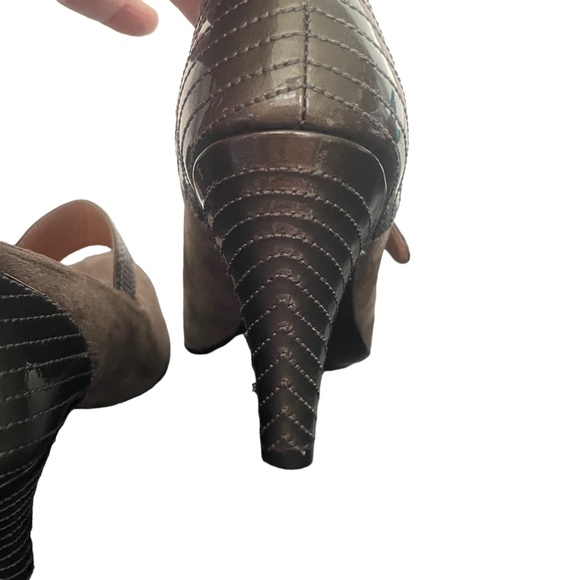 Sofft 7 1/2 Brown Suede Shoes Heels 3 1/2 inch - Picture 8 of 10